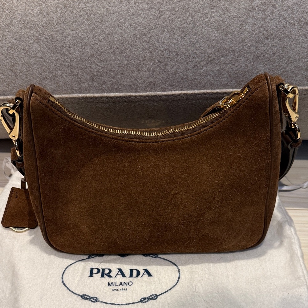 Prada Re-Edition suede mini-bag 2005 - Picture 7 of 12
